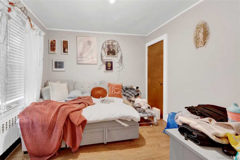 72 Park Avenue, White Plains, NY 10603 - Photo 5 of 33