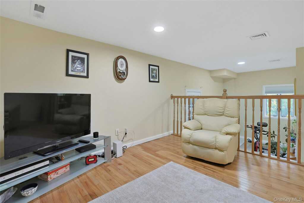 908 Route 9W, Nyack, NY 10960 - Photo 28 of 42