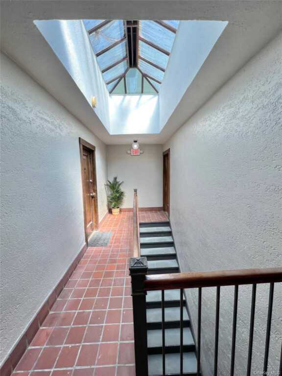 1 Haven Court, Unit #N3A, Nyack, NY 10960 - Photo 2 of 9