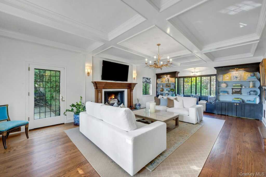 752 Forest Avenue, Rye, NY 10580 - Photo 10 of 50