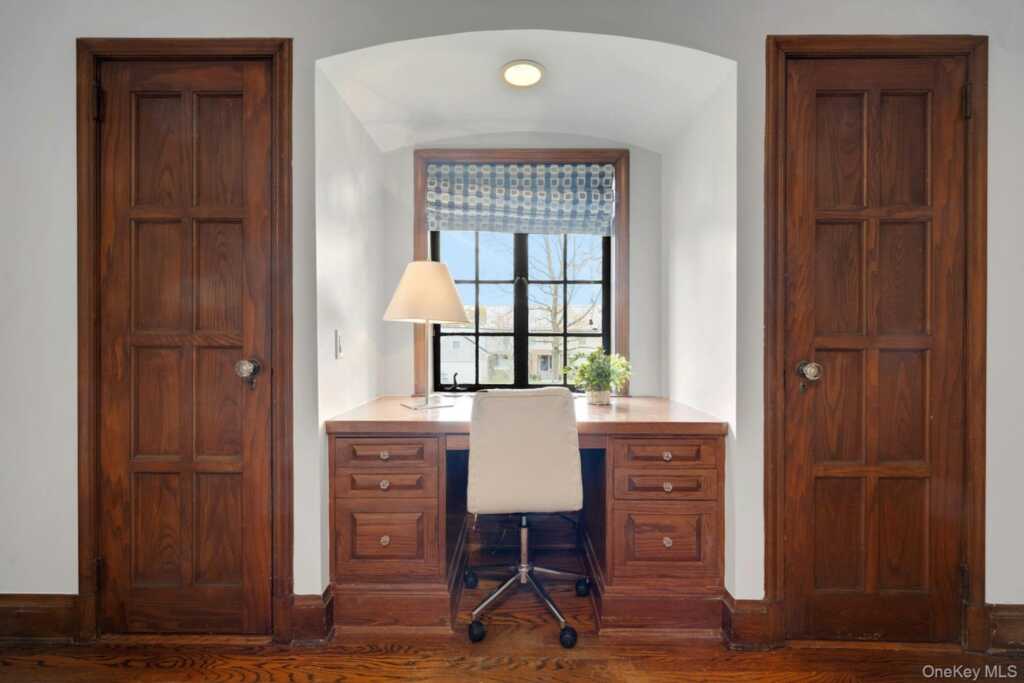 752 Forest Avenue, Rye, NY 10580 - Photo 31 of 50