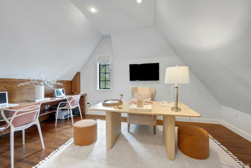 752 Forest Avenue, Rye, NY 10580 - Photo 35 of 50