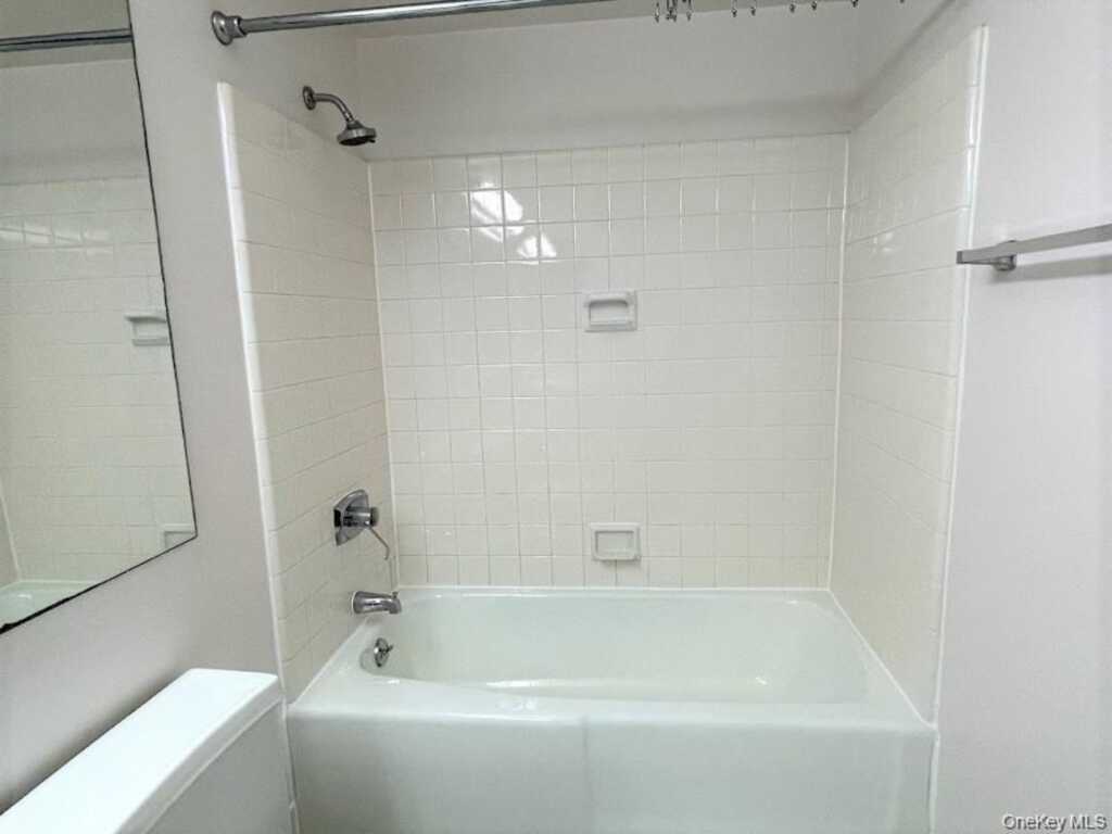 25 Rockledge Avenue, Unit #301, White Plains, NY 10601 - Photo 13 of 21