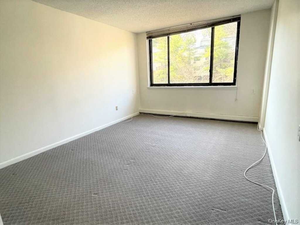 25 Rockledge Avenue, Unit #301, White Plains, NY 10601 - Photo 16 of 21