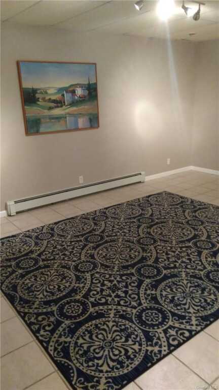 110 South Broadway Avenue, White Plains, NY 10605 - Photo 8 of 9