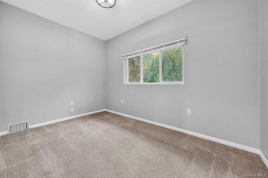 1 Wesel Road, Nanuet, NY 10954 - Photo 20 of 28