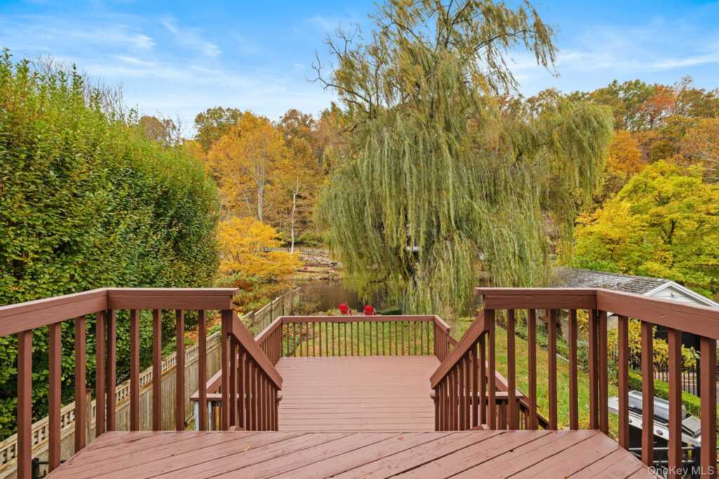 210 Ferdon Avenue, Piermont, NY 10968 - Photo 3 of 38