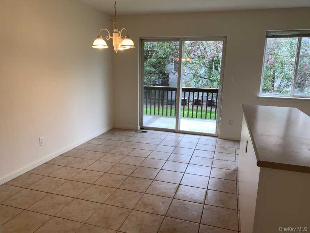 25 College Avenue, Unit #607, Nanuet, NY 10954 - Photo 3 of 28