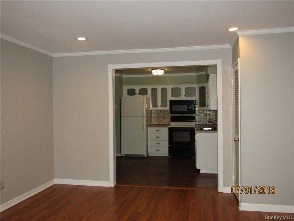 155 Sierra Vista Lane, Valley Cottage, NY 10989 - Photo 16 of 17