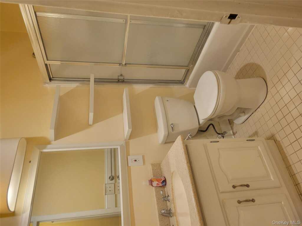 155 Sierra Vista Lane, Valley Cottage, NY 10989 - Photo 20 of 21