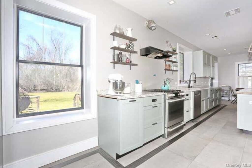 247 Cherry Lane, Unit #114, Suffern, NY 10901 - Photo 9 of 28