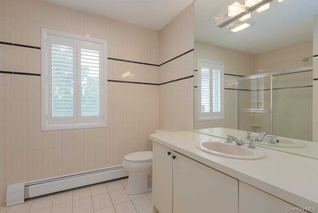 185 Spook Rock Road, Suffern, NY 10901 - Photo 22 of 37