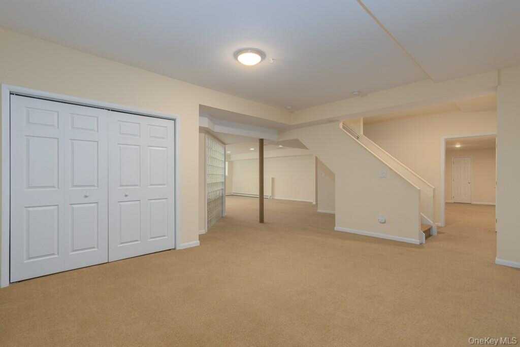 185 Spook Rock Road, Suffern, NY 10901 - Photo 29 of 37