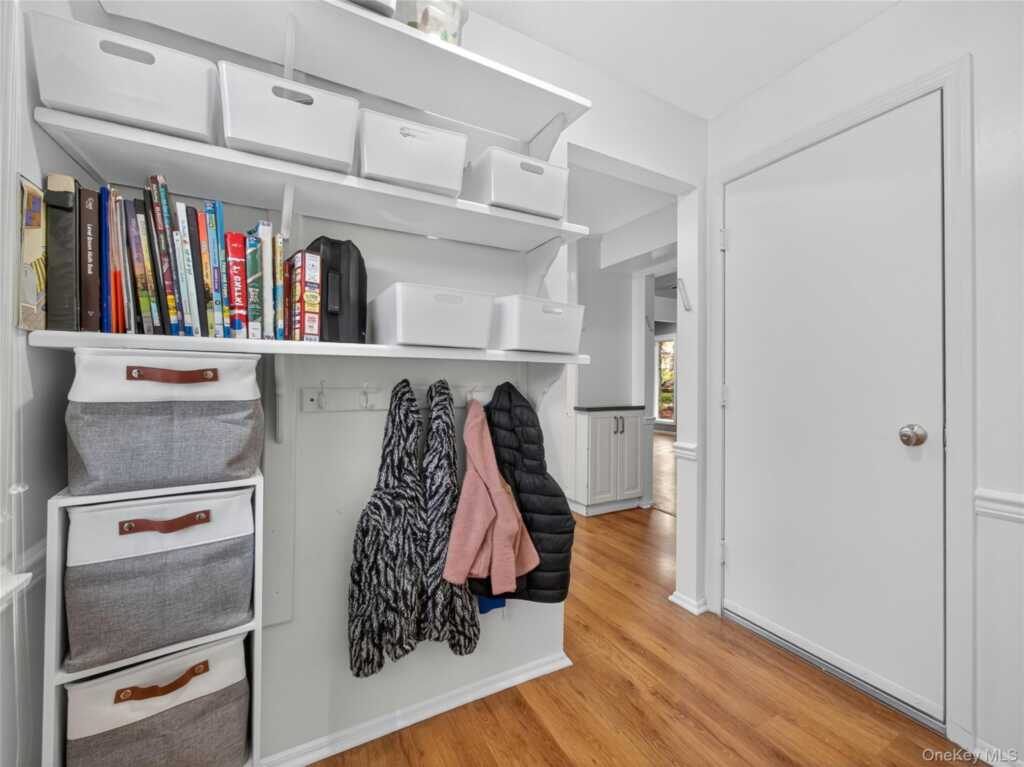 19 Paul Court, Pearl River, NY 10965 - Photo 20 of 36