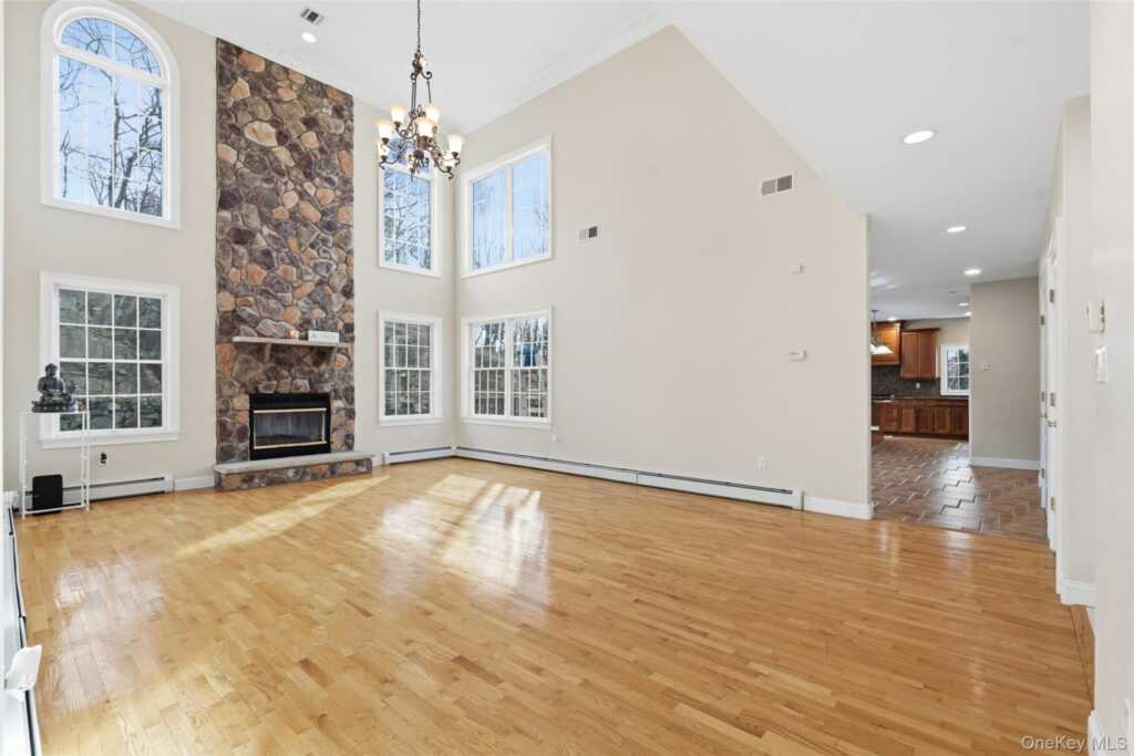 54 Pyngyp Road, Stony Point, NY 10980 - Photo 10 of 28