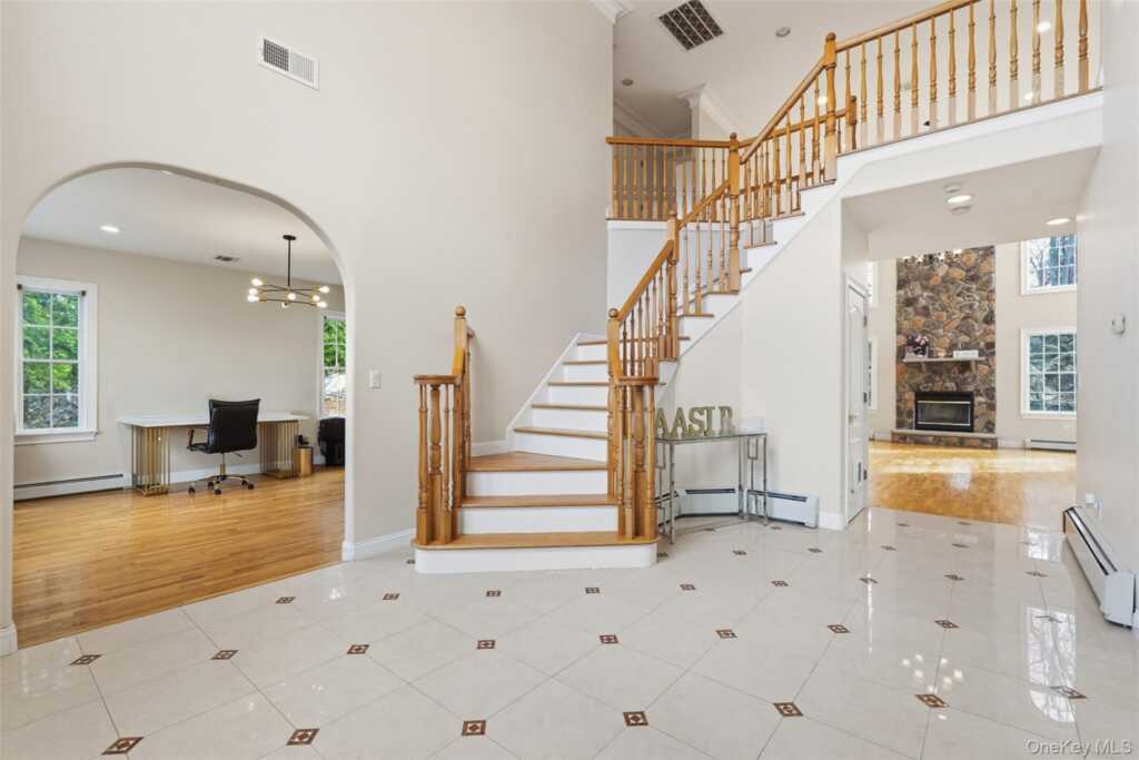 54 Pyngyp Road, Stony Point, NY 10980 - Photo 5 of 28