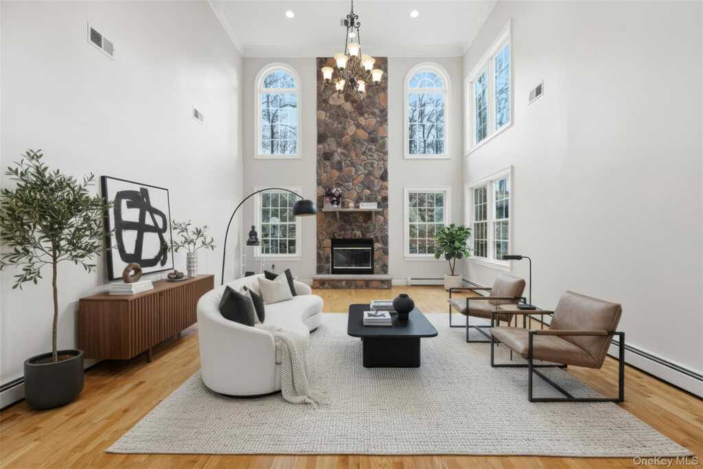 54 Pyngyp Road, Stony Point, NY 10980 - Photo 8 of 28