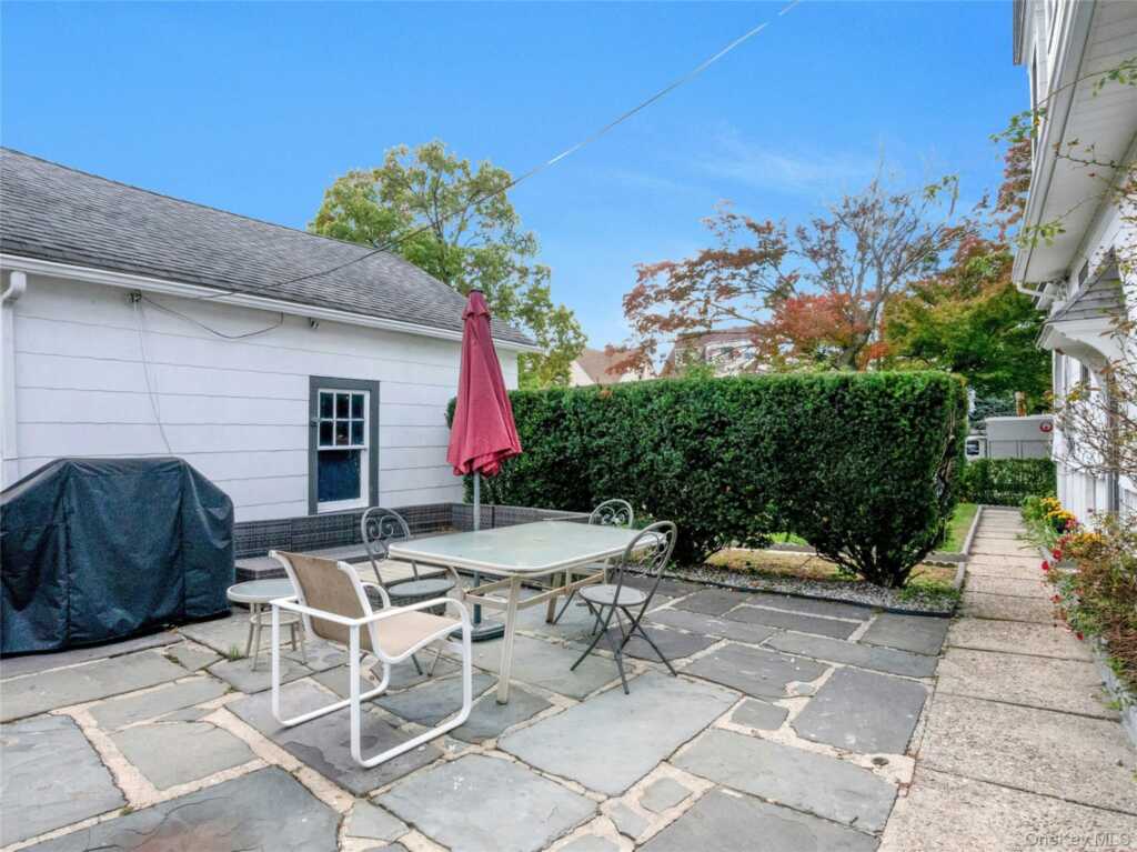 46 Meadow Lane, New Rochelle, NY 10805 - Photo 34 of 42