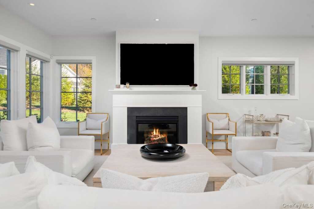 1 Primrose Lane, Rye, NY 10573 - Photo 11 of 43