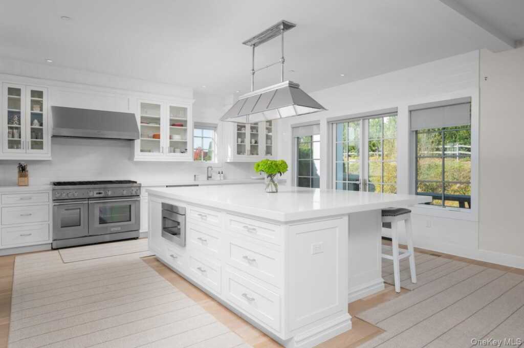 1 Primrose Lane, Rye, NY 10573 - Photo 12 of 43