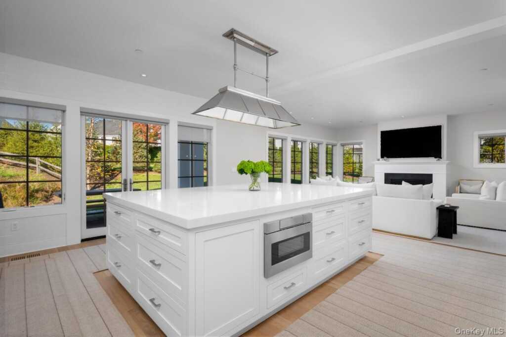 1 Primrose Lane, Rye, NY 10573 - Photo 13 of 43