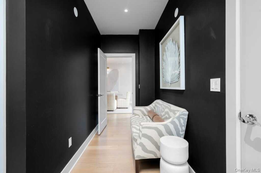 1 Primrose Lane, Rye, NY 10573 - Photo 16 of 43