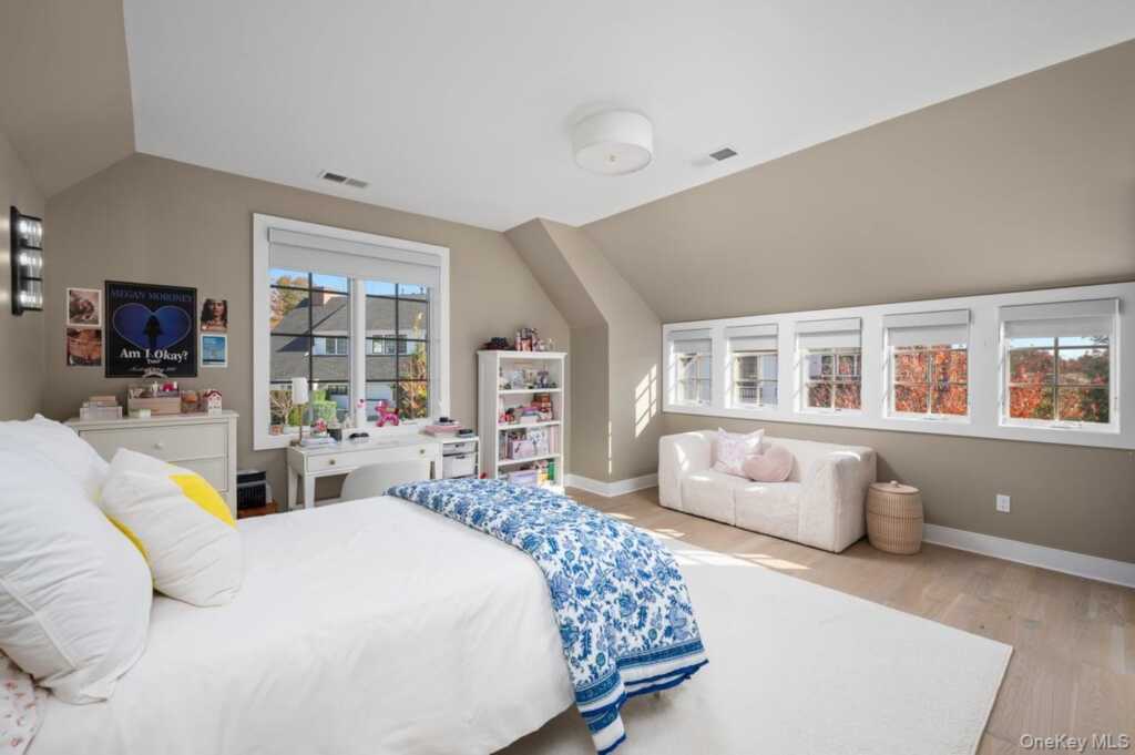 1 Primrose Lane, Rye, NY 10573 - Photo 33 of 43