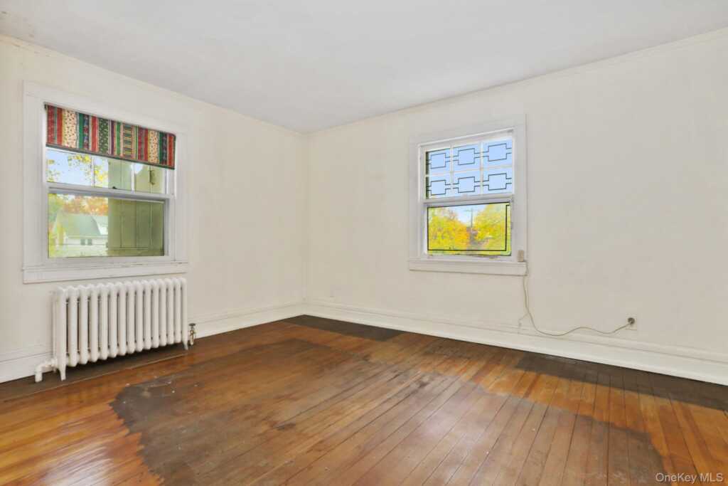 24 Muir Place, New Rochelle, NY 10801 - Photo 18 of 34