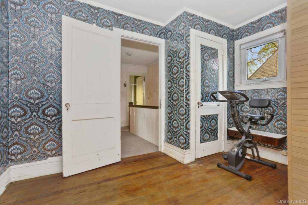 24 Muir Place, New Rochelle, NY 10801 - Photo 19 of 34