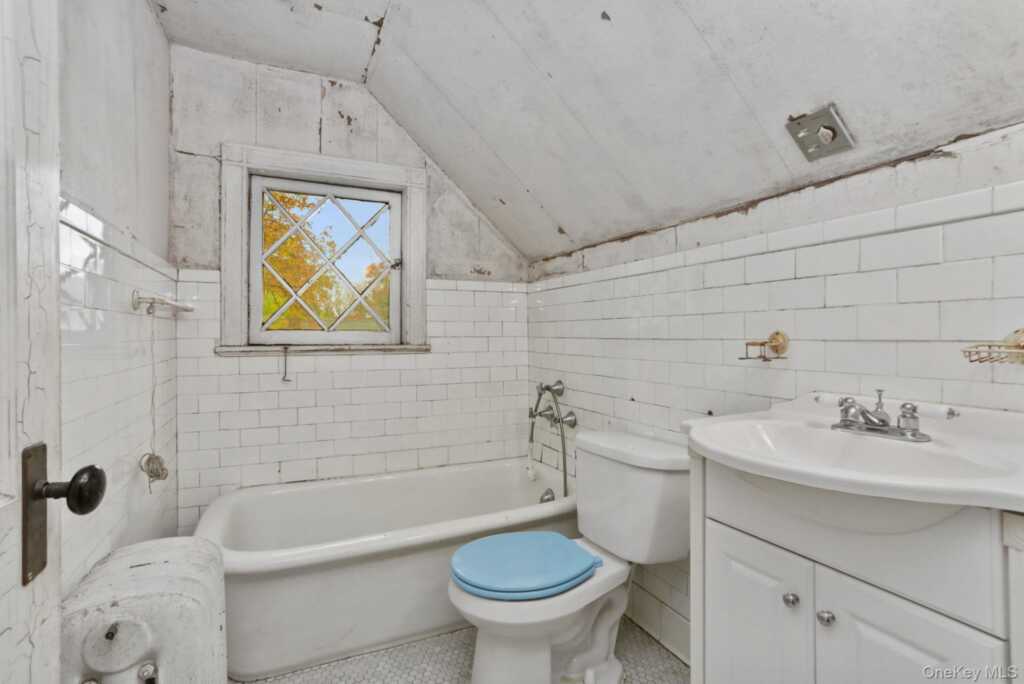 24 Muir Place, New Rochelle, NY 10801 - Photo 25 of 34