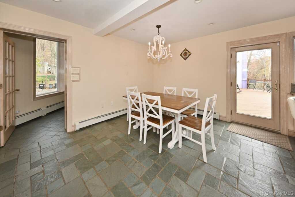 27 Sky Meadow Road, Suffern, NY 10901 - Photo 11 of 36