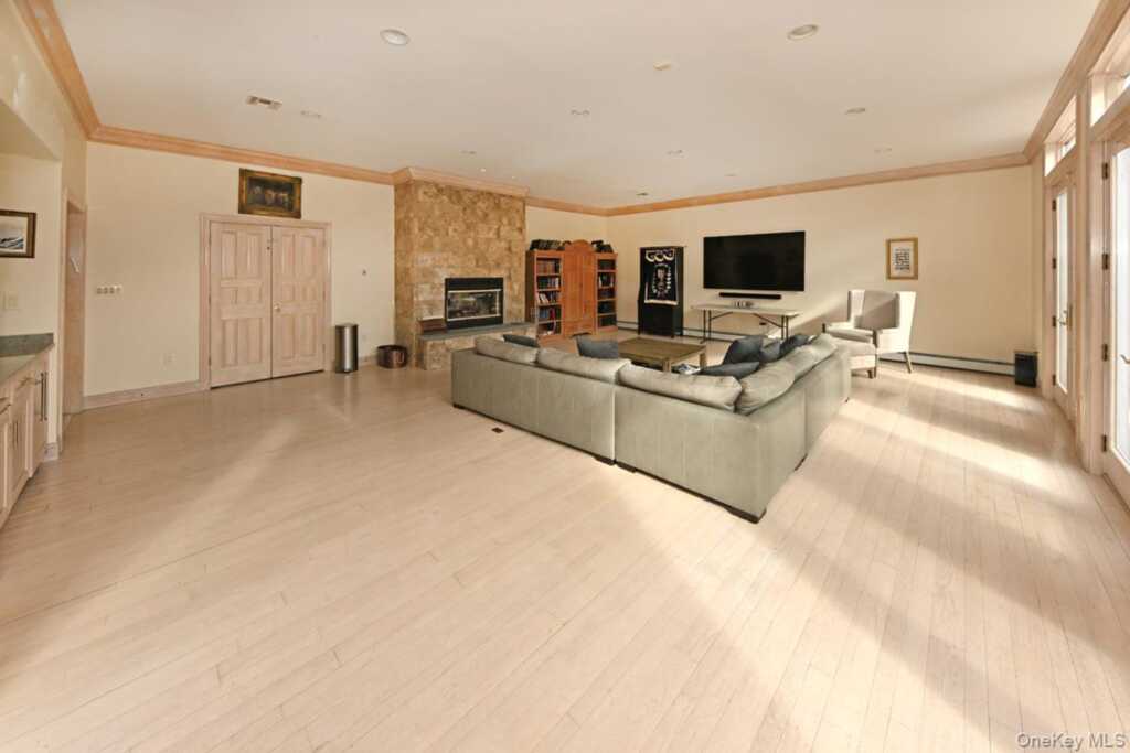 27 Sky Meadow Road, Suffern, NY 10901 - Photo 24 of 36