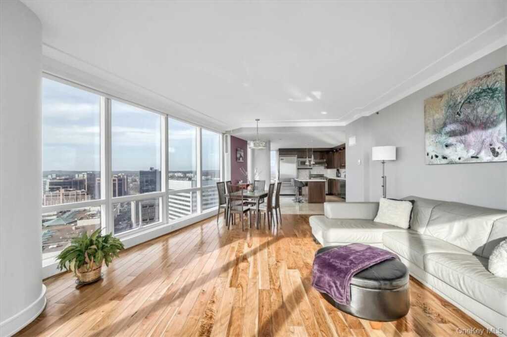 1 Renaissance Square, Unit #20C, White Plains, NY 10601 - Photo 5 of 12