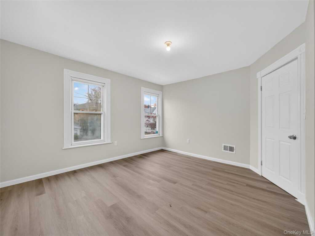 17 Maple Avenue, Suffern, NY 10901 - Photo 11 of 30