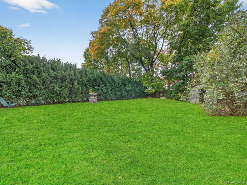 17 Maple Avenue, Suffern, NY 10901 - Photo 20 of 30