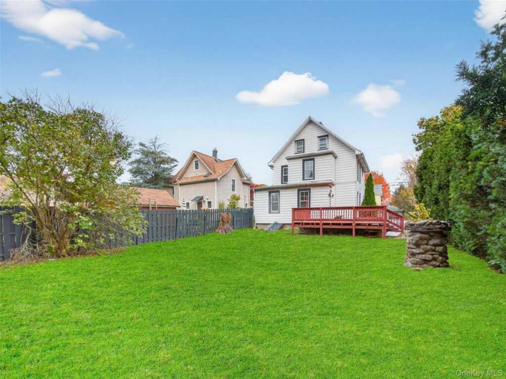 17 Maple Avenue, Suffern, NY 10901 - Photo 21 of 30