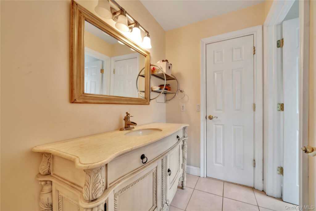 11 Fant Farm Lane, Suffern, NY 10901 - Photo 25 of 37