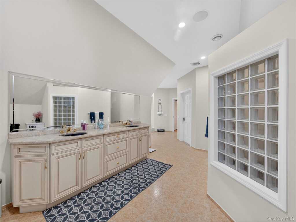 15 Beaver Pond Court, Stony Point, NY 10980 - Photo 30 of 50