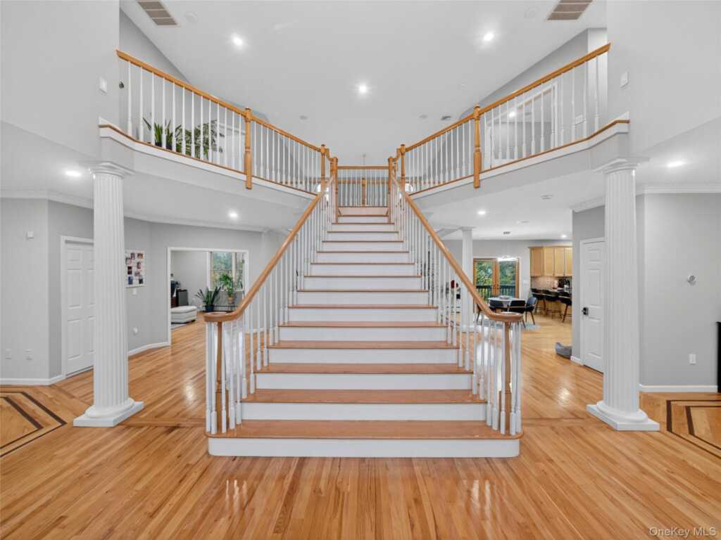 15 Beaver Pond Court, Stony Point, NY 10980 - Photo 7 of 50