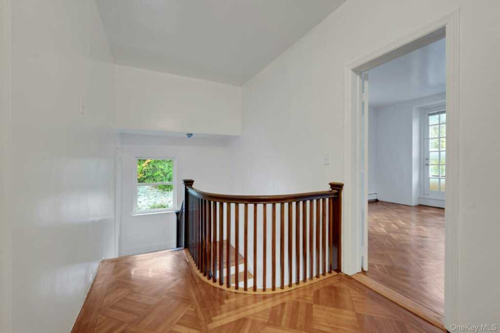 193 Harmon Avenue, New Rochelle, NY 10801 - Photo 12 of 37