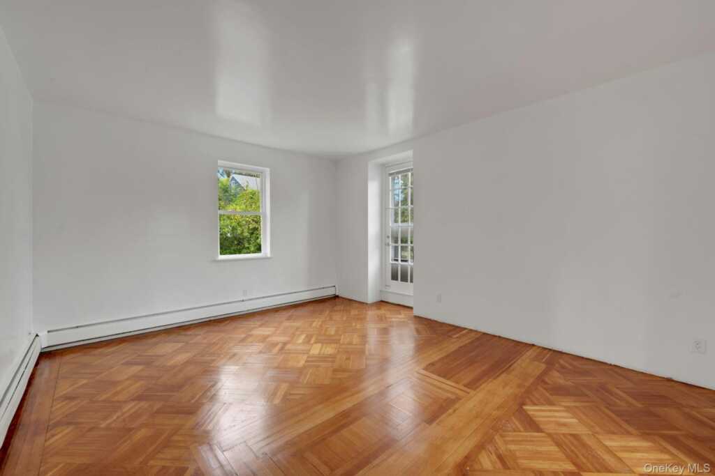 193 Harmon Avenue, New Rochelle, NY 10801 - Photo 13 of 37