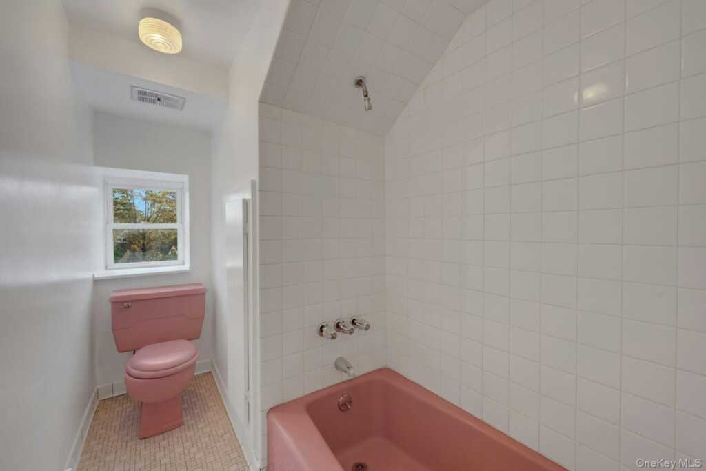 193 Harmon Avenue, New Rochelle, NY 10801 - Photo 24 of 37