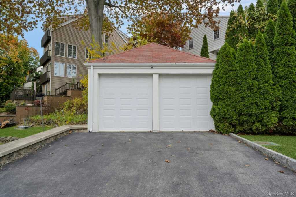 193 Harmon Avenue, New Rochelle, NY 10801 - Photo 36 of 37