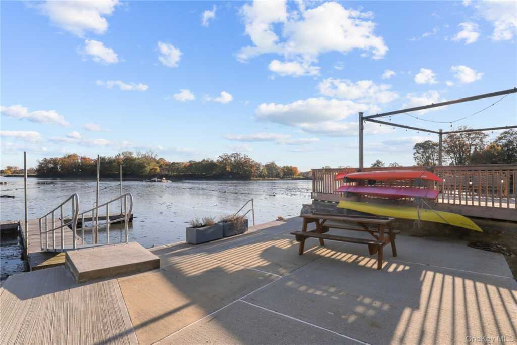 63 Seaview Avenue, New Rochelle, NY 10801 - Photo 20 of 22