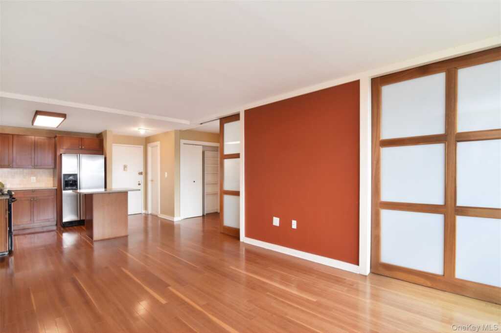 703 Pelham Road, Unit #407, New Rochelle, NY 10805 - Photo 7 of 17