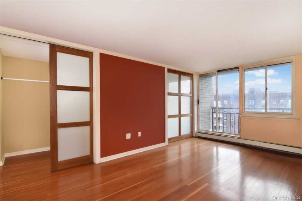 703 Pelham Road, Unit #407, New Rochelle, NY 10805 - Photo 9 of 17