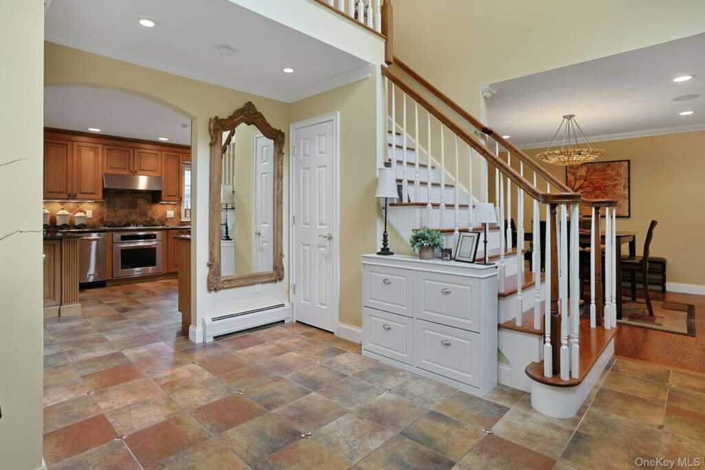 13 (formerly 19A) Deerfield Drive, New City, NY 10956 - Photo 25 of 41