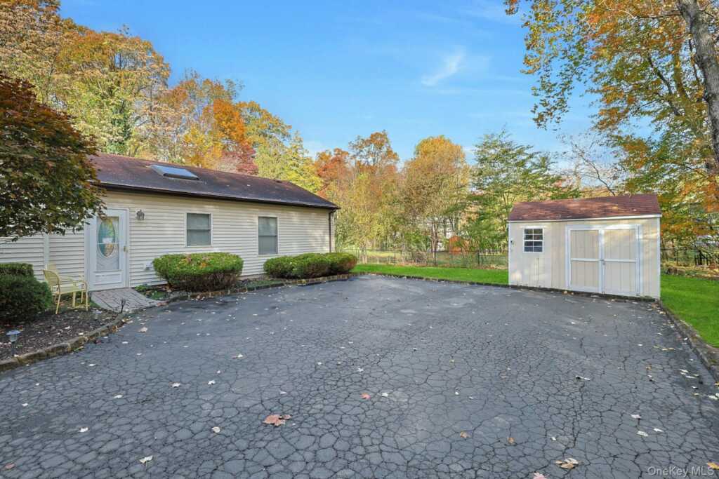 13 (formerly 19A) Deerfield Drive, New City, NY 10956 - Photo 37 of 41