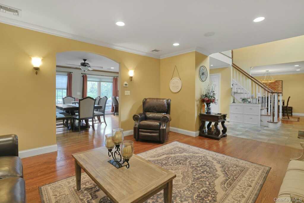 13 (formerly 19A) Deerfield Drive, New City, NY 10956 - Photo 8 of 41