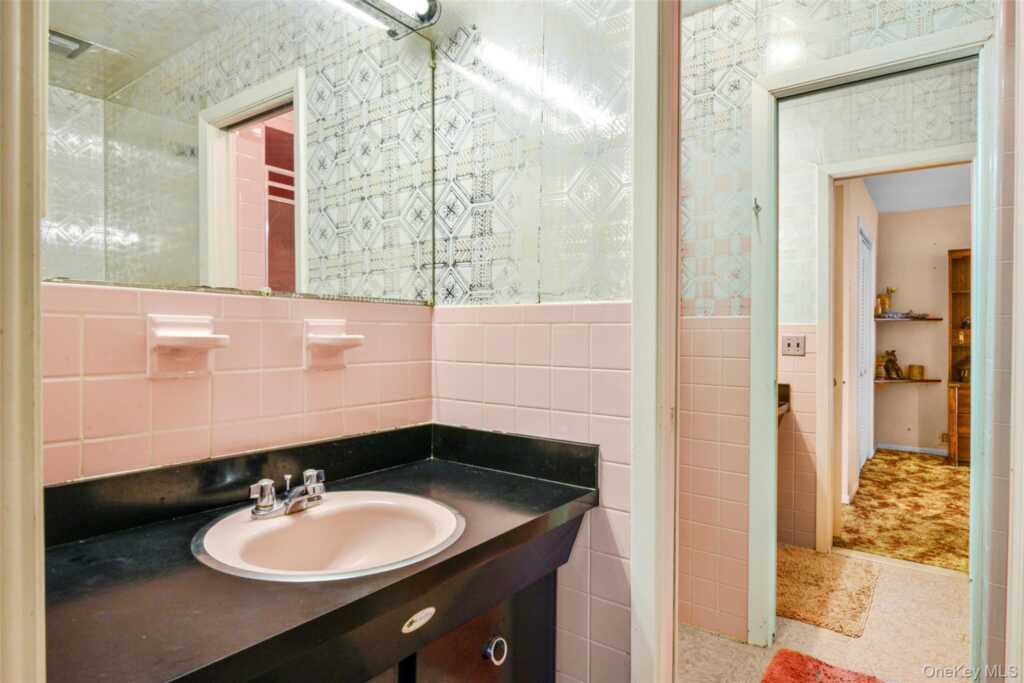 161 Morris Lane, New Rochelle, NY 10583 - Photo 20 of 29